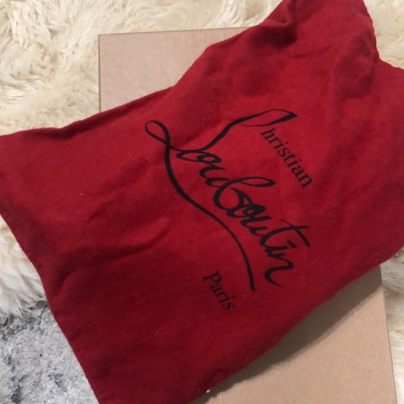 Used
Christian Louboutin 6B. USED BUT THEY HAVE A LOT OF LIFE LEFT - Picture 6 of 6